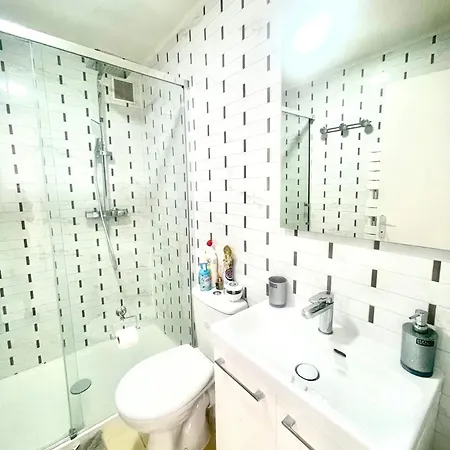 Spacieux Et Lumineux, Coup De Coeur Garanti A Proximite Du Metro Et Rer Apartamento La Courneuve